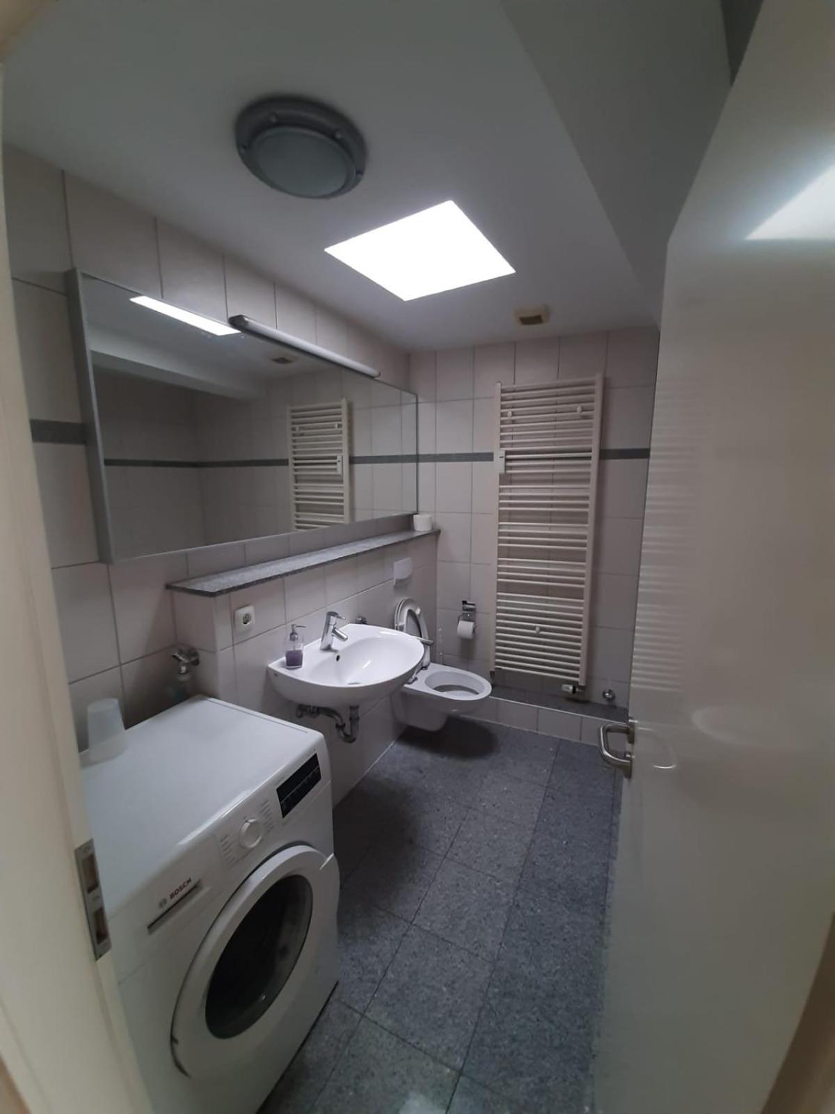 Avi Burgplatz Appartement *