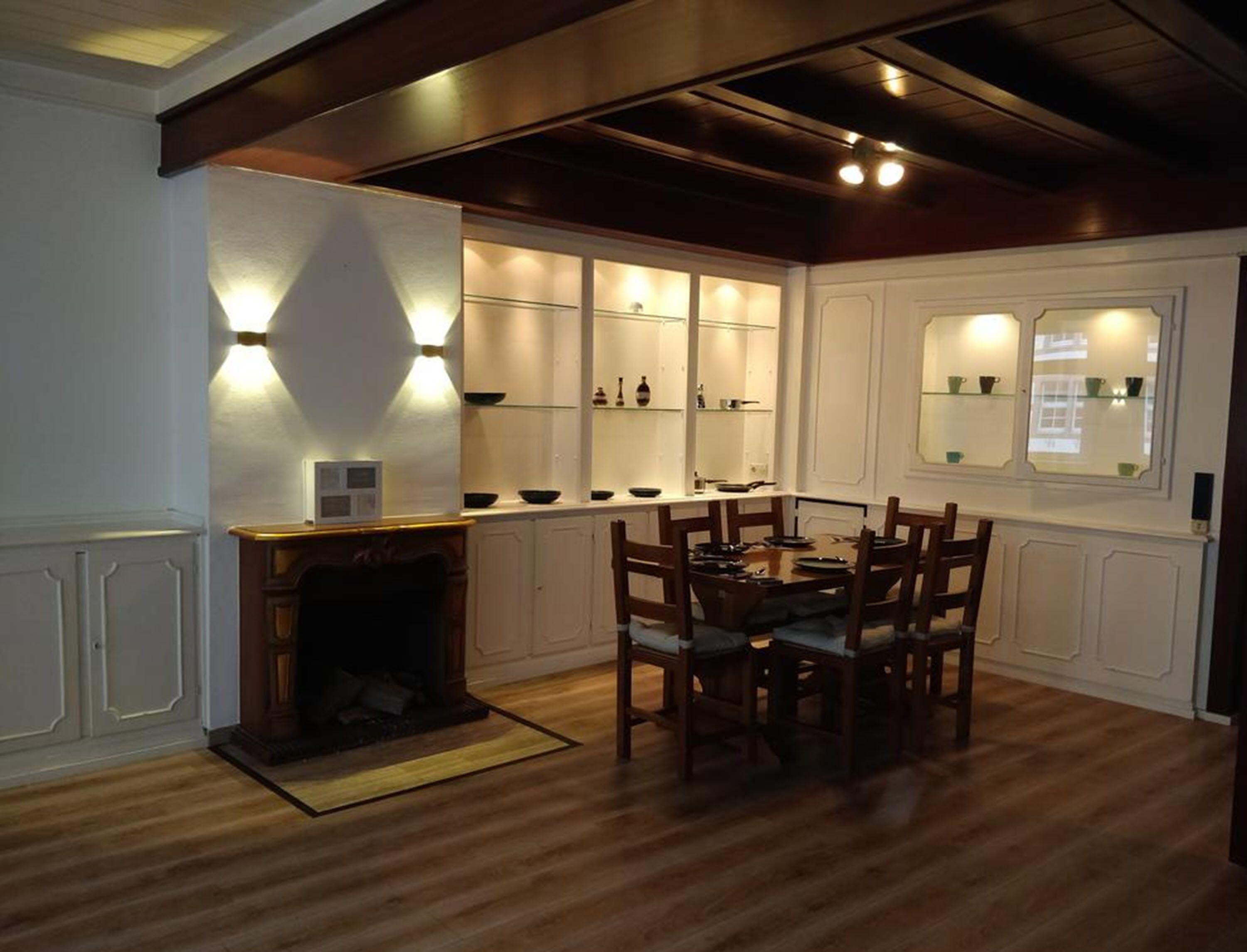 Apartment Avi Burgplatz *