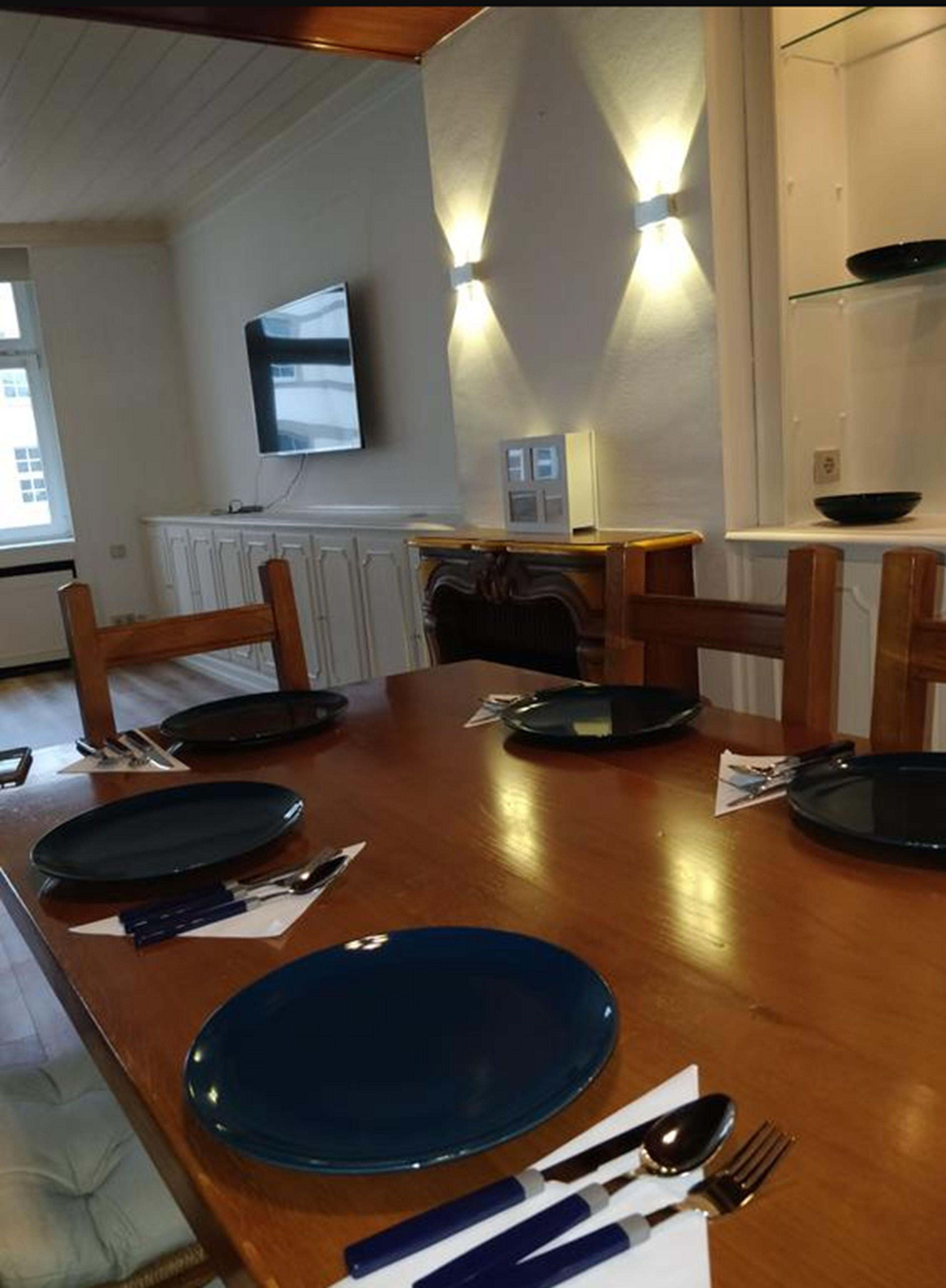 Avi Burgplatz Appartement *