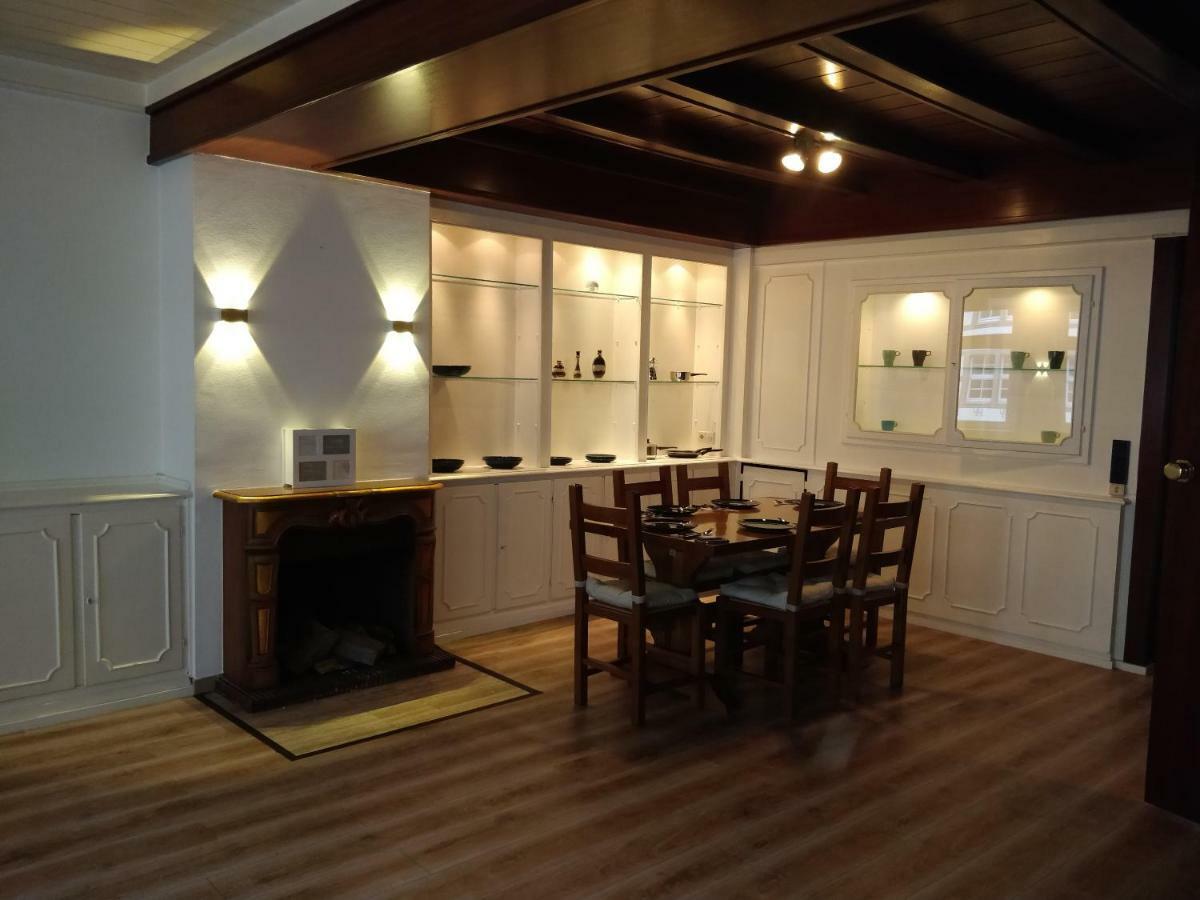 Avi Burgplatz Apartment *