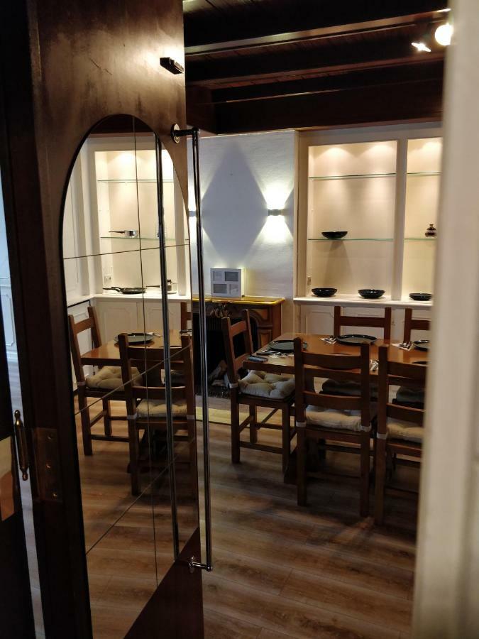 Apartment Avi Burgplatz *