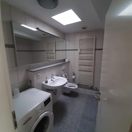 Avi Burgplatz Appartement *