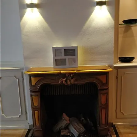 Avi Burgplatz Appartement