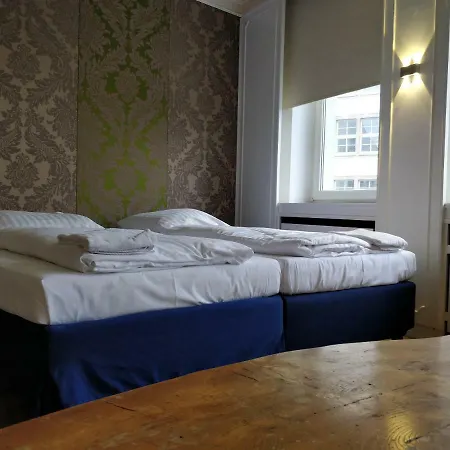 Avi Burgplatz Appartement *